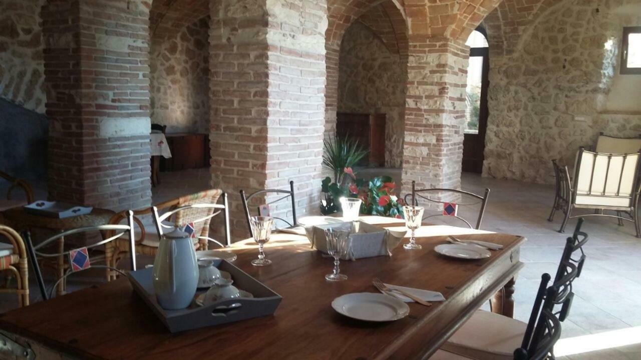 فيلا Alloggi Agrituristici Antica Dimora San Demetrio ne' Vestini المظهر الخارجي الصورة